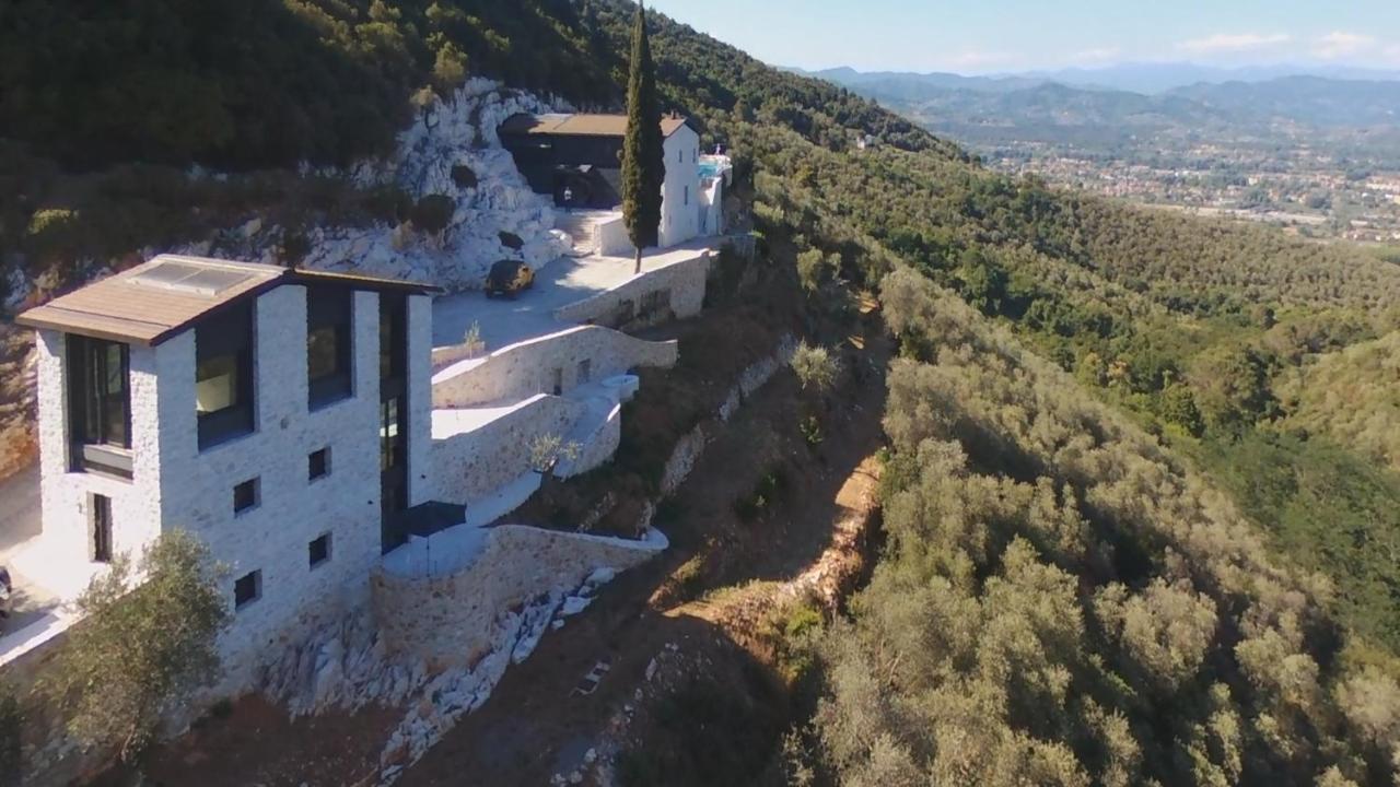 Villetta Farfallina "The Unique Property In The World With An Openable Roof" Lucca Dış mekan fotoğraf